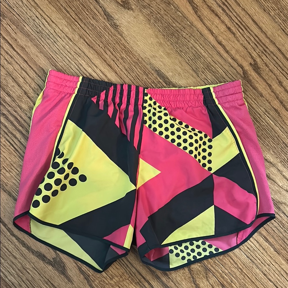 Nike | women’s retro running shorts lined -size small